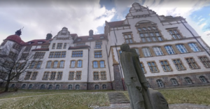 W Gimnazjum Karla Liebknechta we Frankfurcie zarażonych jest trójka uczniów i jeden nauczyciel. Fot.Google Street View