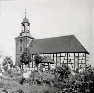 Ewangelicki kościół w Aurith. Po wojnie jego budynek rozebrano 